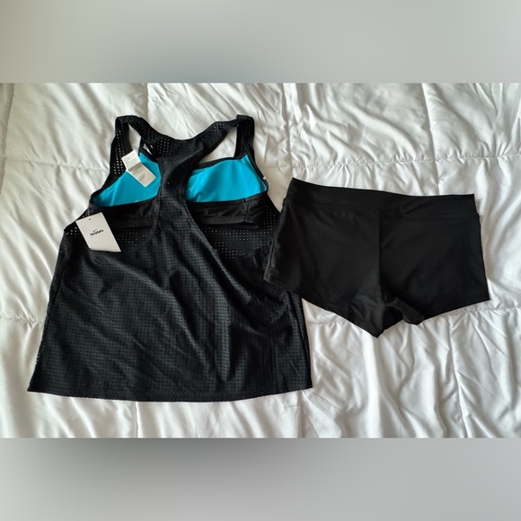 L Nike Swim Set - Picture 2 of 16